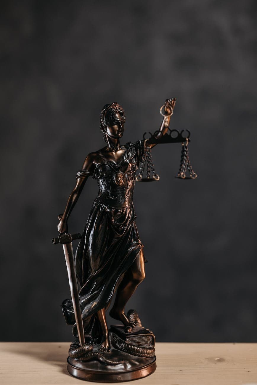 scales of justice icon representing legal rights (Pexels)
